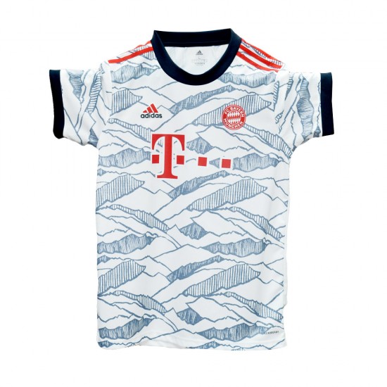 Bayern Munich 2021/22 away shirt